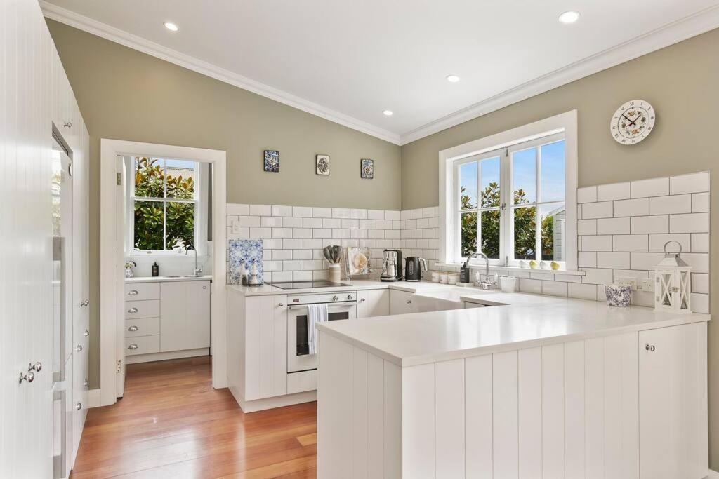 Historic Charm In Greytown - Cosy Kowhai Cottage Exterior foto